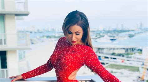 Shemale miami - LIVE. MISS_BRENDA. Find and connect with local shemale escorts, TS escorts, and ladyboy companions in Miami, FL. TS4Rent is your ts dating destination! 